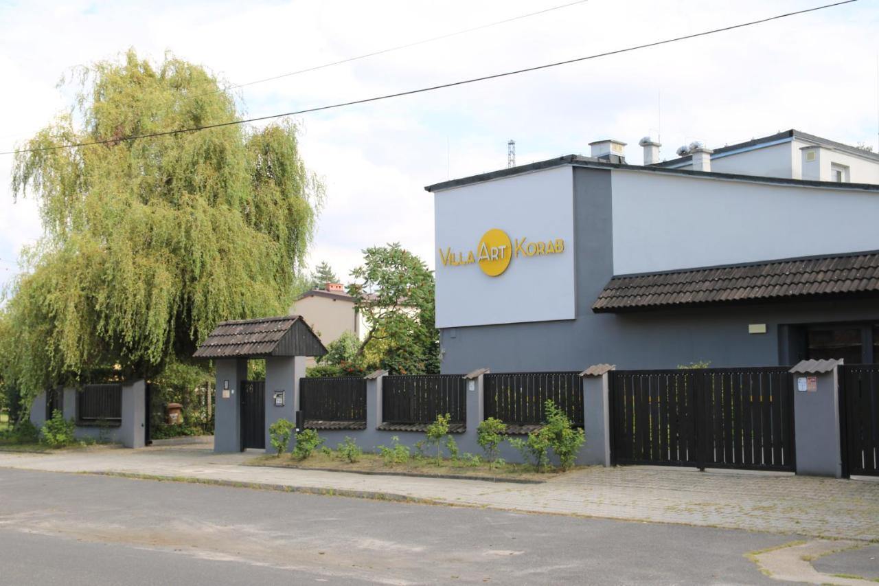 Villa Art Korab Гливице Екстериор снимка